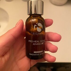 iS Clinical Pro-Heal Serum Advance - Brown and Silver